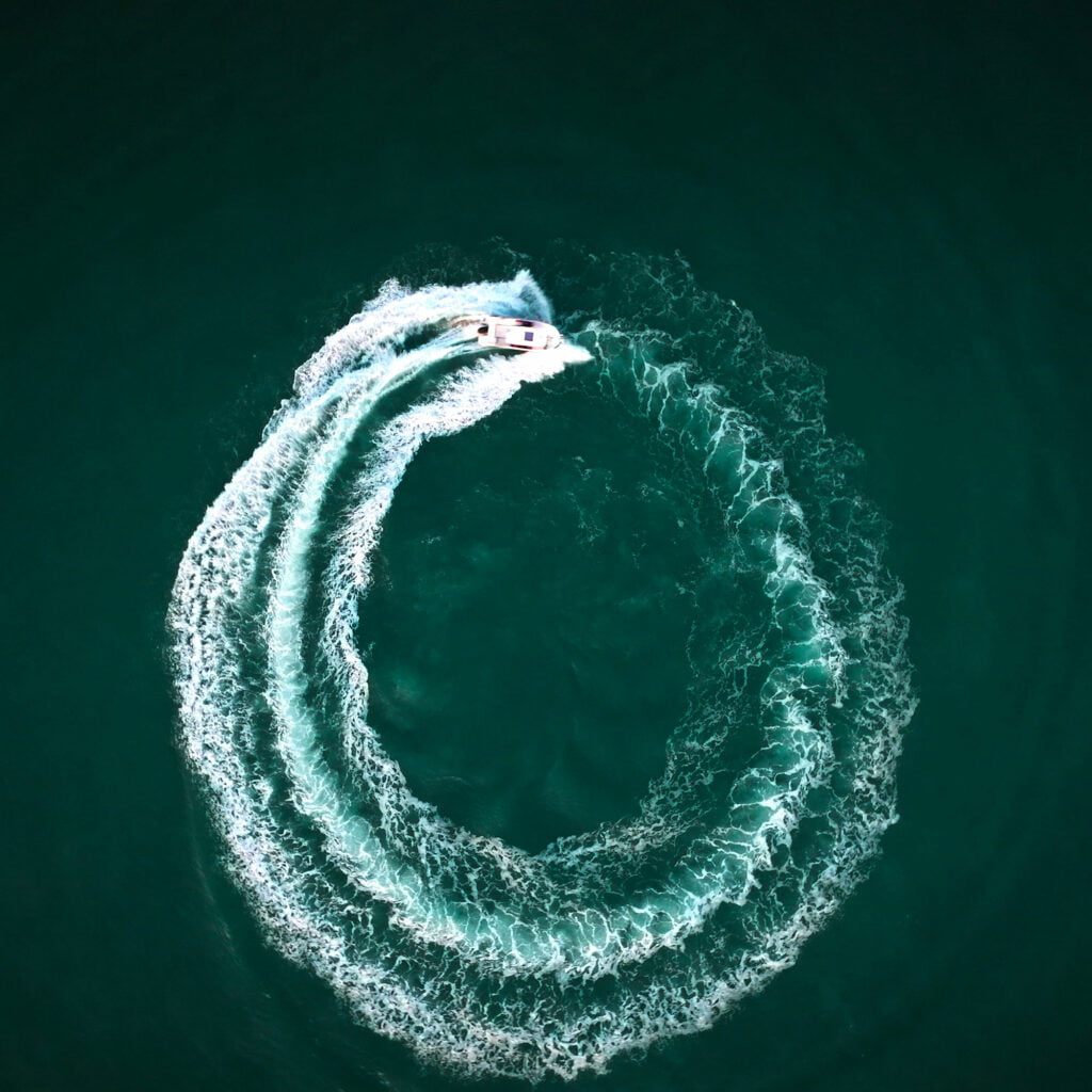 Un bateau pour réussir la pêche en mer avec confort et sécurité