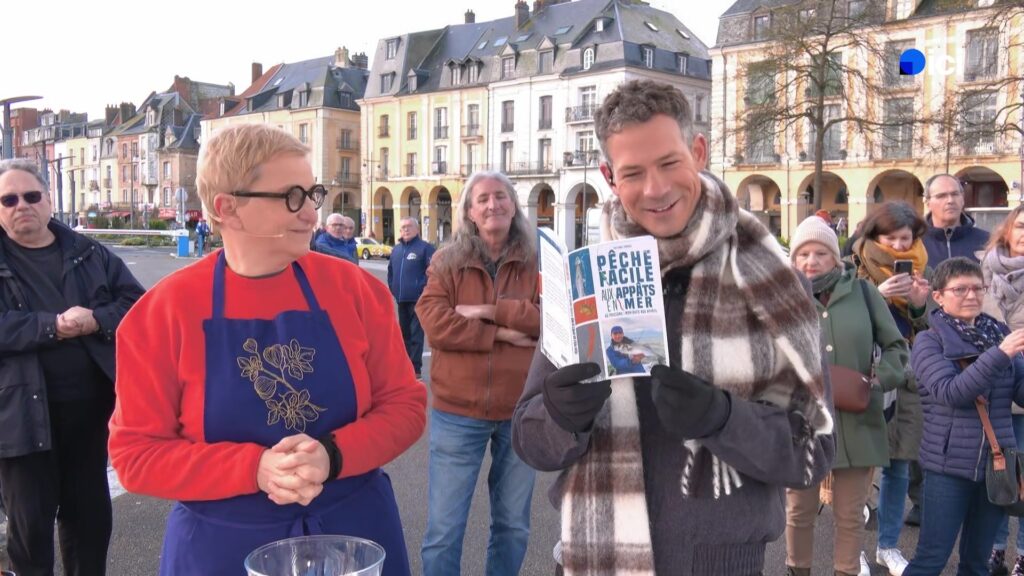 Victor Dekyvère, au côté de Valentine Sled, présente le dernier livre de Guillaume Fourrier